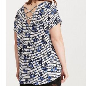 Torrid Floral Georgette Crossback Grommet Sleeveless‎ Floral Top Tank 4X